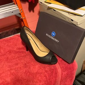 Riverberry open toe black soft leather stiletto heel size 10